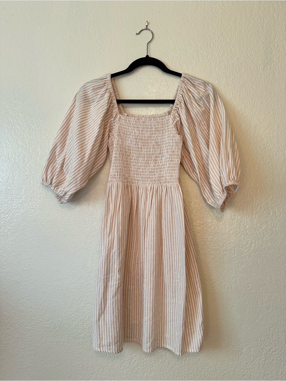 Billabong Beige and White Smocked Mini Dress Beachy Boho